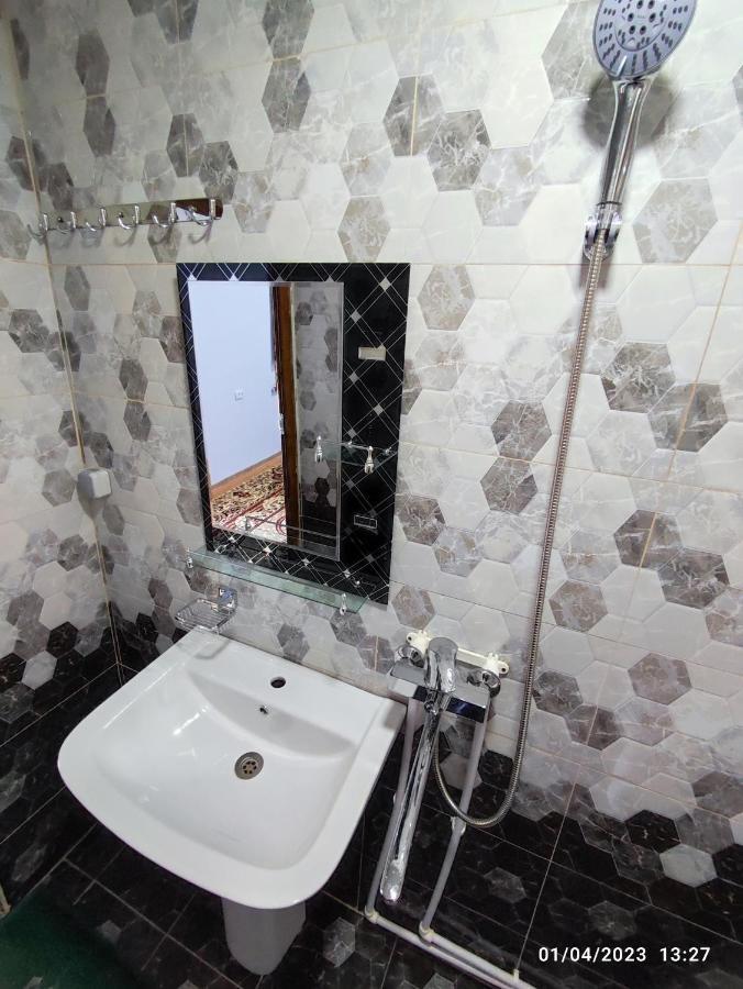 Sezam Hotel Buxoro Luaran gambar